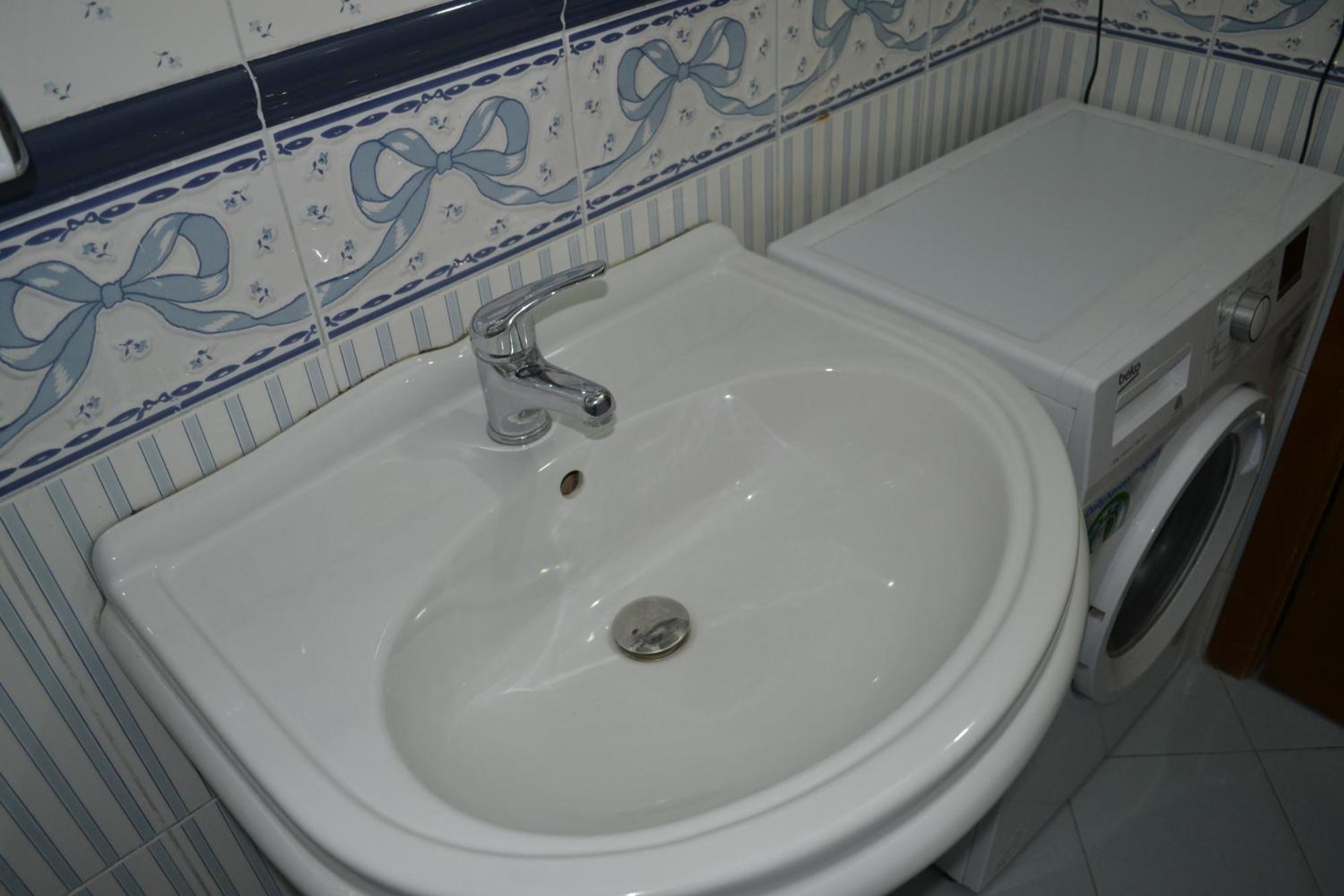 Central 5 Bedrooms Apartment Partial Seaview Vlorë Exterior foto